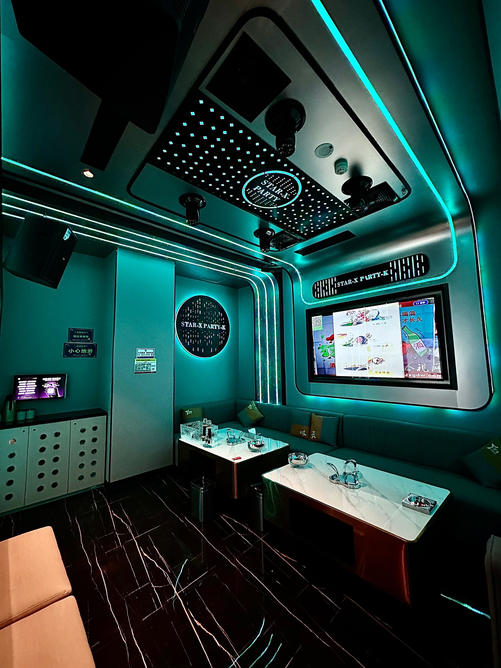 重庆商务ktv与商务ktv中低端区别解析-巴南区ktv预定